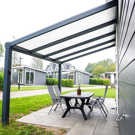 Vakantiehuis Met Vijverzicht Lathum 외부 사진