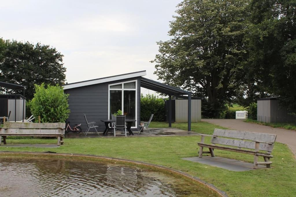 Vakantiehuis Met Vijverzicht Lathum 외부 사진