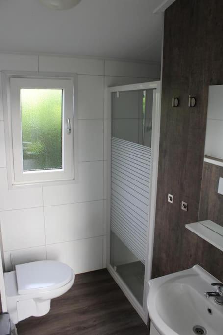 Vakantiehuis Met Vijverzicht Lathum 외부 사진