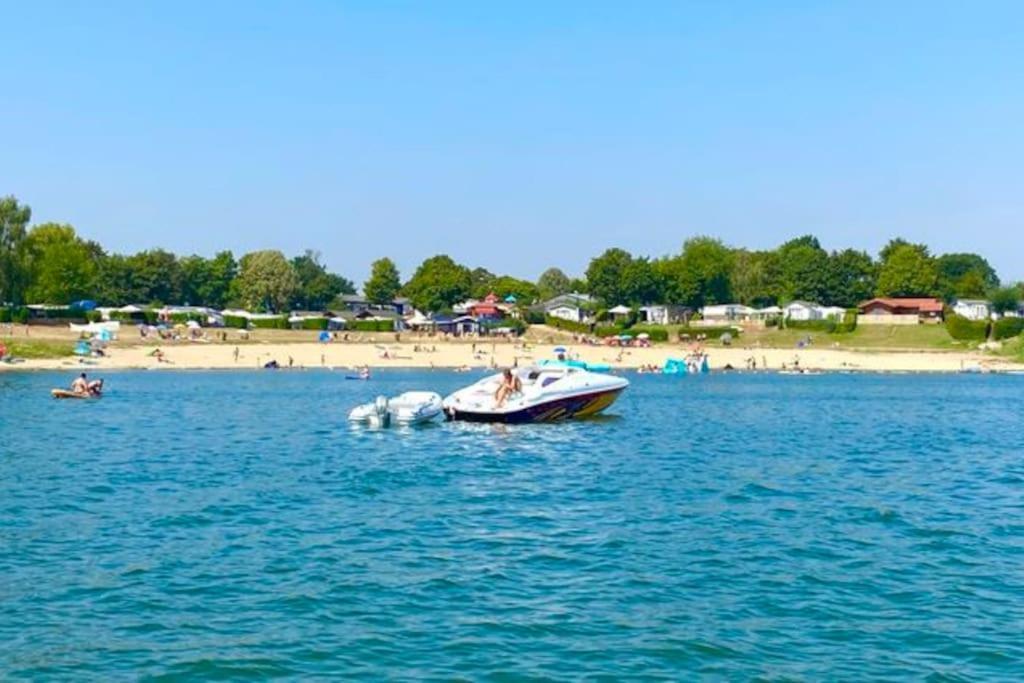 Vakantiehuis Met Vijverzicht Lathum 외부 사진