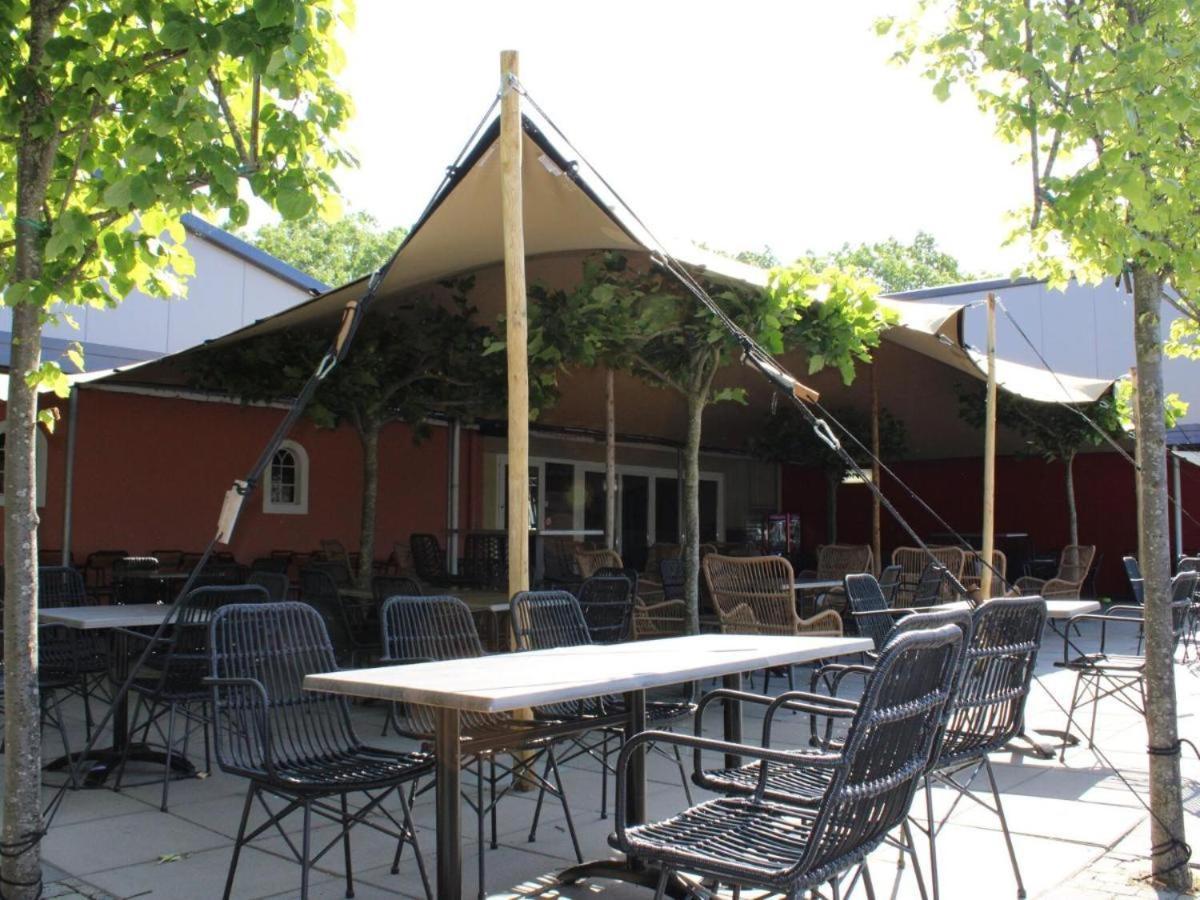Vakantiehuis Met Vijverzicht Lathum 외부 사진
