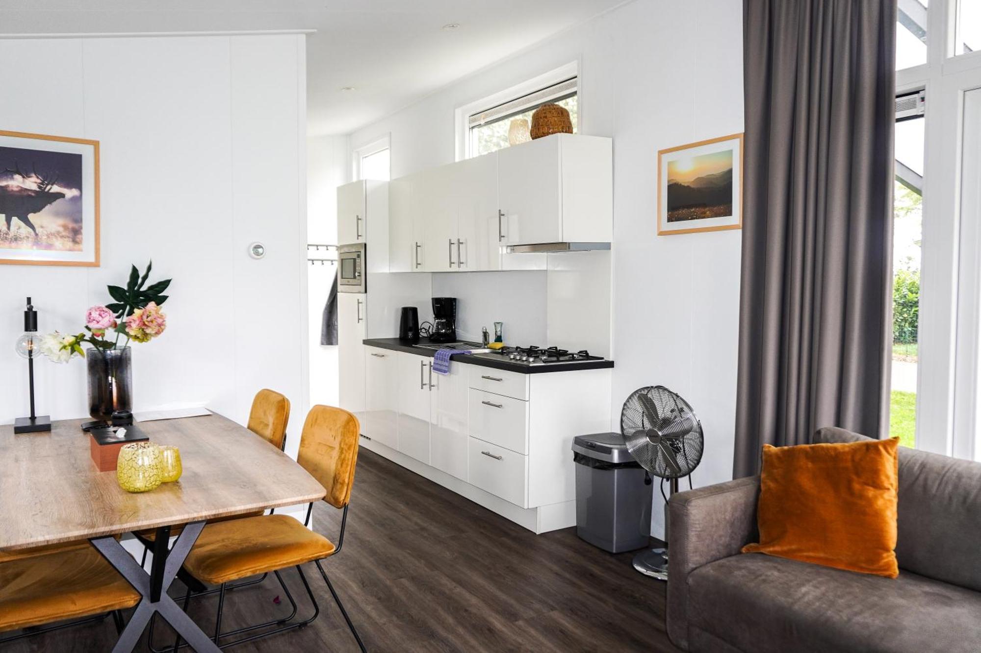Vakantiehuis Met Vijverzicht Lathum 외부 사진